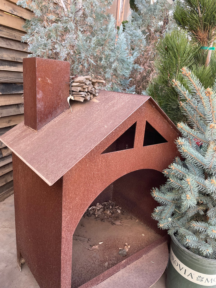 METAL HOUSE FIRE PIT
