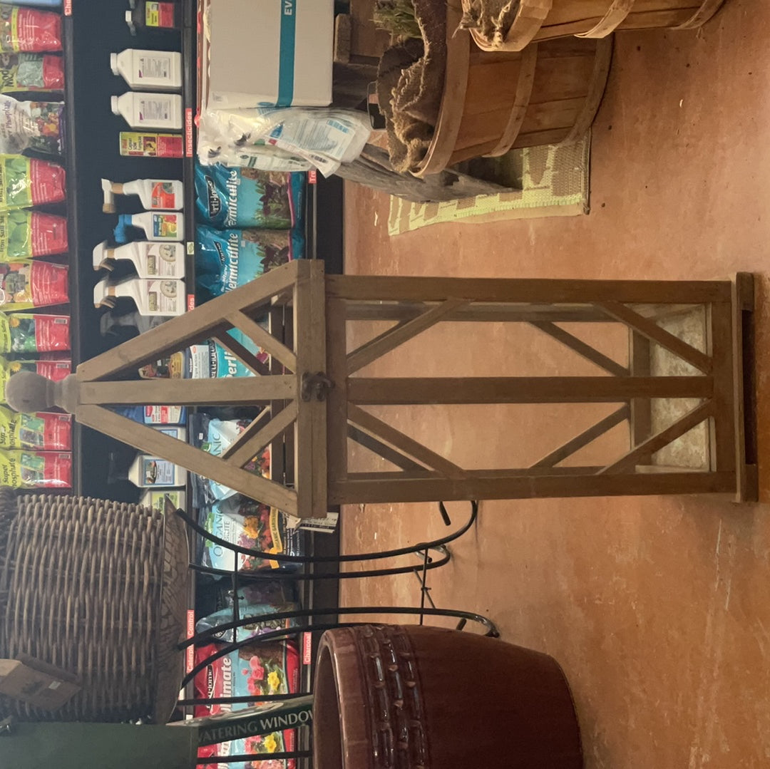 LANTERN SM WOOD GARMEN