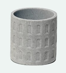 Stagma Resin Planter Pot