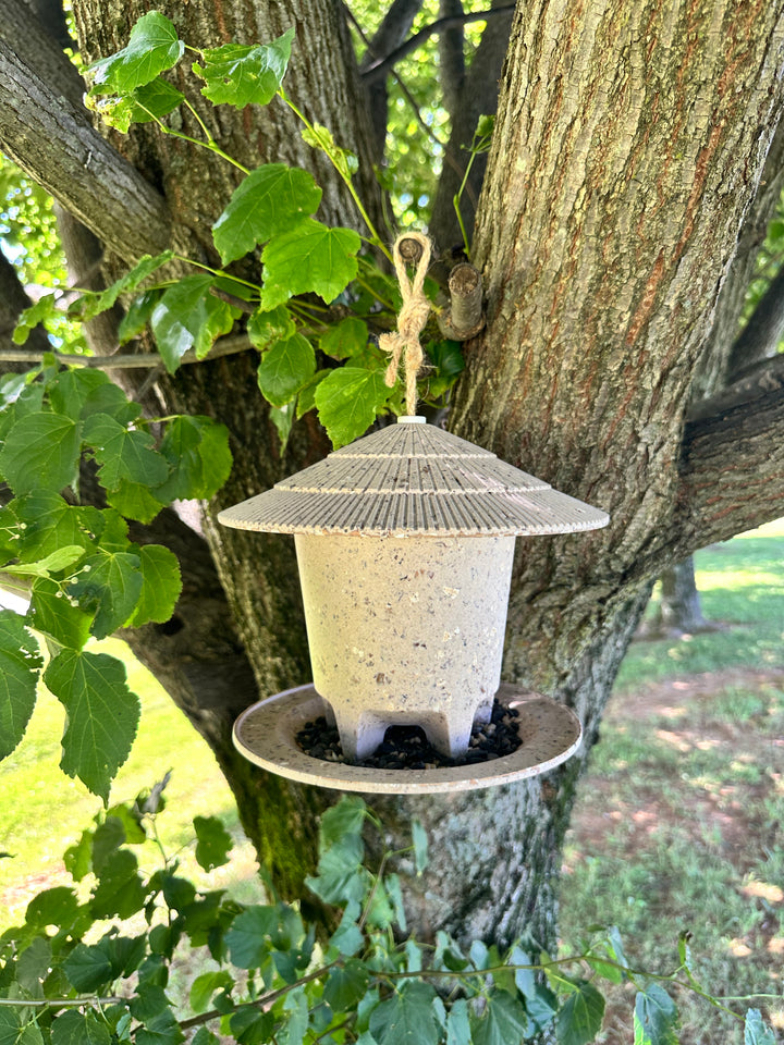 Deluxe Round Bird Feeder - Coffee Husks